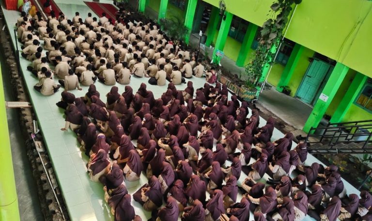 Muhadharah Ajang Kreativitas Religi bagi Siswa Madrasah