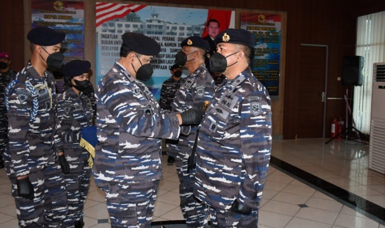 Danlantamal II  Pimpin Sertijab Asintel di Lingkungan Lantamal II Padang 