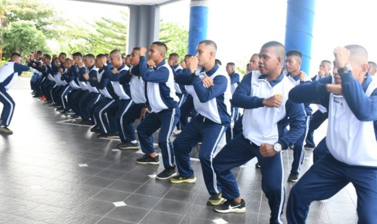 Sebanyak 55 Catam Asal Padang Diterbangkan ke Surabaya 