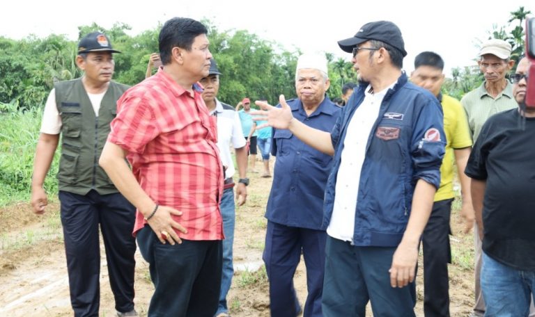 Irwan Basir Dampingi Wako Hendri Septa Tutup Manunggal BBGRM di Kuranji 