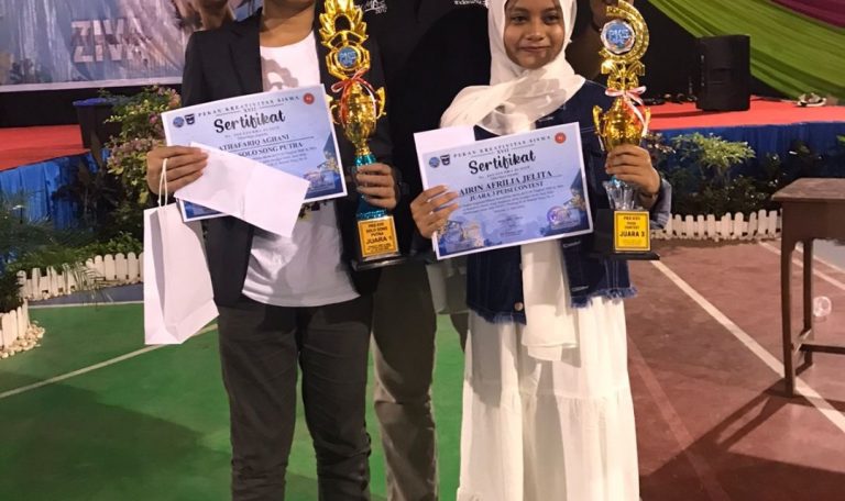 MTsN 1 Padang Makin Berkualitas, Airin Talenta Juara 3 Lomba Puisi Contest