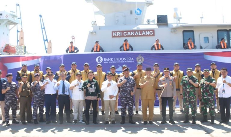 Bank Indonesia Laksanakan Layanan Kas Keliling Bersama TNI AL 
