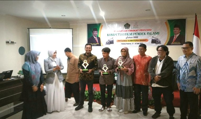 Muhammad Firdaus, Guru MIN 2 Padang Raih Juara Harapan I Kompetisi Film Pendek Islam 