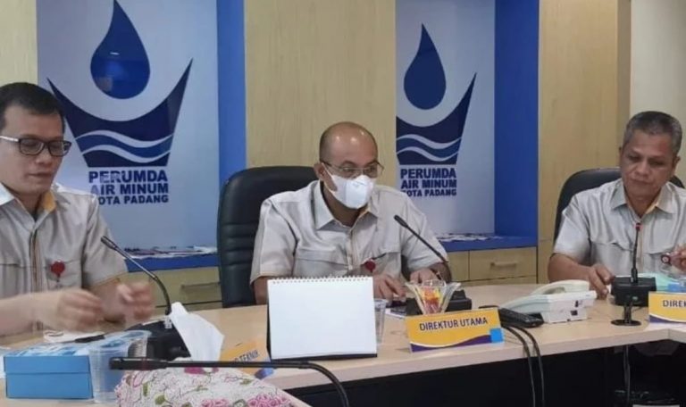 Labor Perumda AM Padang Raih Sertifikat SNI ISO/IEC 17025:2017