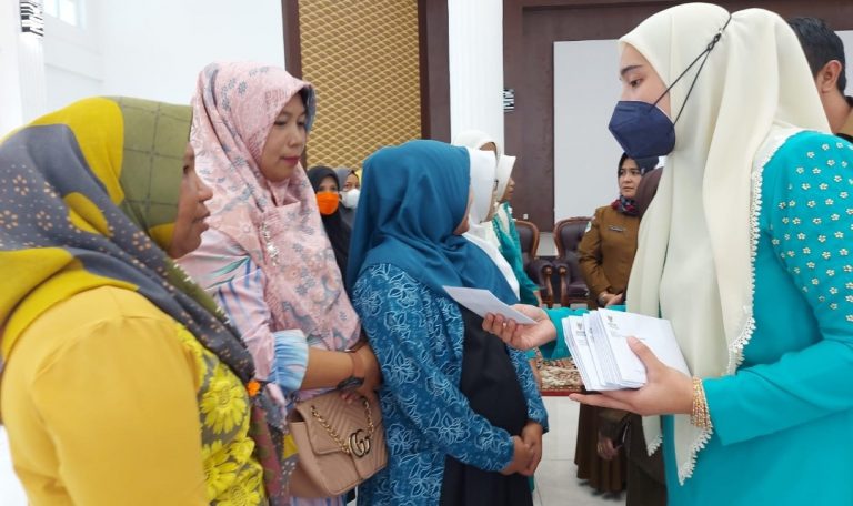 Kolaborasi PKK dan Baznas Bebaskan Warga dari Jeratan Rentenir 