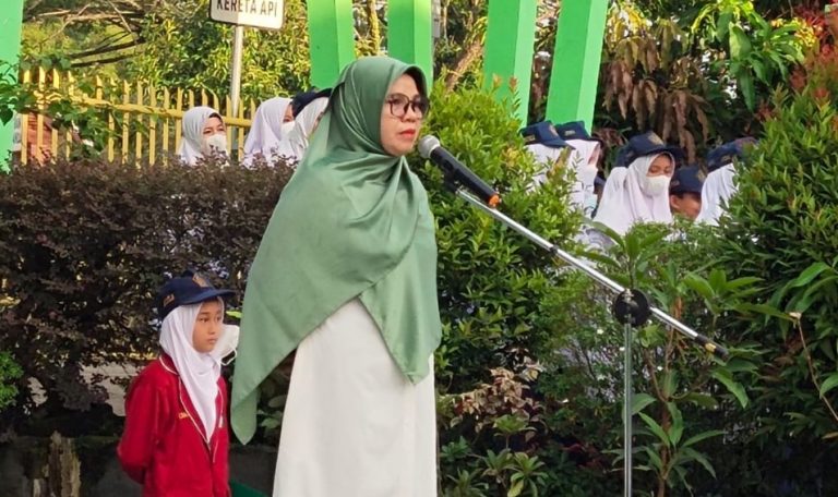 Jadi Pembina Upacara di Awal Tahun 1444 H, Maryani Sasters: Jadikan Tahun Baru Islam Momentum Hijrah 