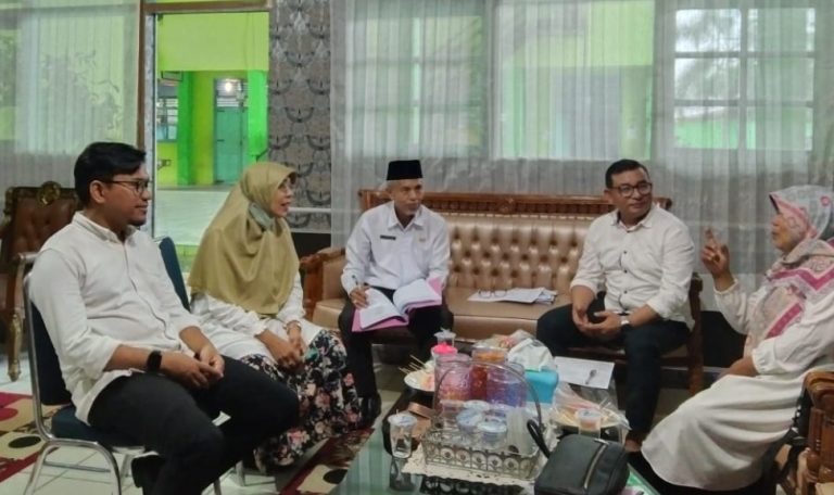 Pengawas Manajerial Syafrullah Gelar Three Pembinaan di MTsN 1 Padang