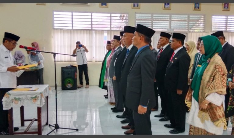 Mutasi Bergulir di Pemprov, Amriman Jabat Sekretaris Dinas PMD Sumbar