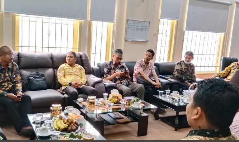 STMIK dan SMK Gelar Diskusi, Masyhuri Hamidi: Segera Dilanjutkan dengan MoU