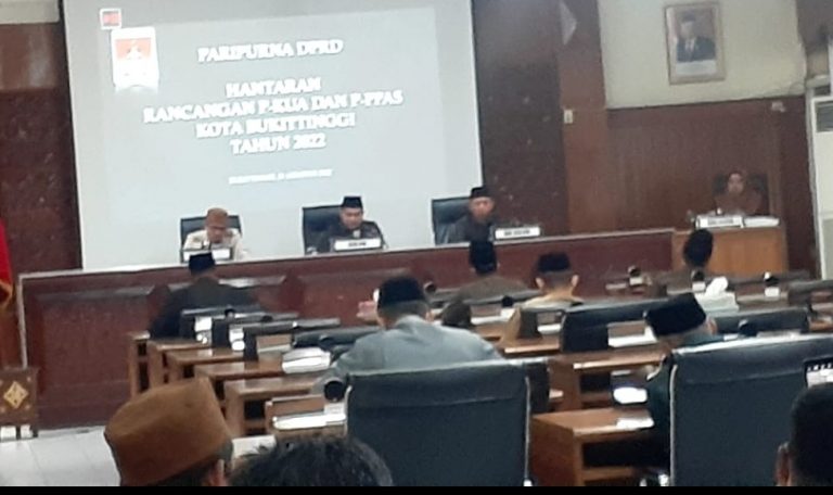 Soal Penggeledahan Kantor Dinkes, Wako Erman Safar Bersikap Kooperatif