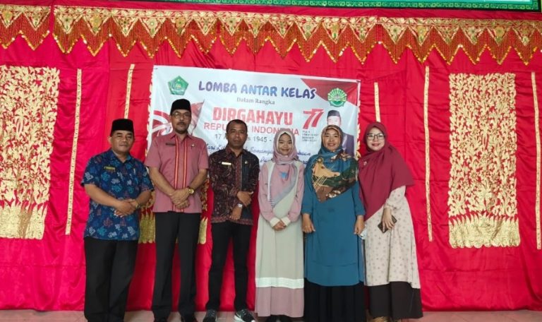 Isrizal Lepas Hanna Zhafarina Alfiadi Ikuti Lomba Da’i Antar SMP dan MTs se-Sumbar 