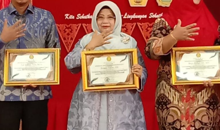 Wako Bukittinggi Raih Penghargaan Program S-BABS Upaya Percepatan Penurunan Stunting