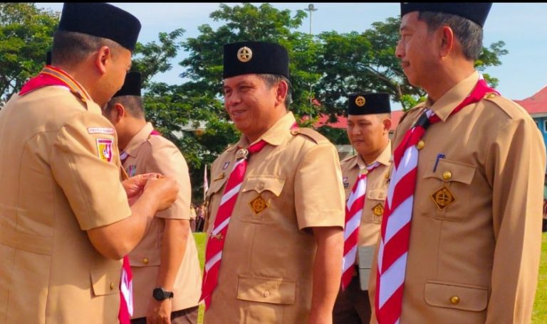 Peduli Gerakan Pramuka, Edy Oktafiandi Diganjar Penghargaan Lencana Darma Bakti