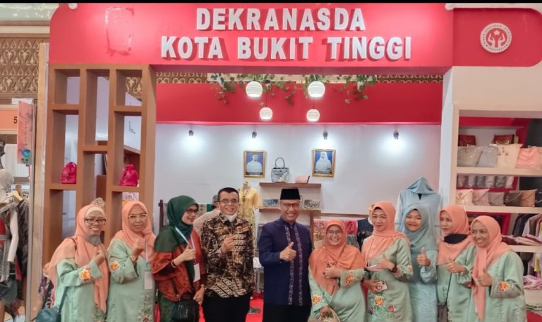 Wakil Walikota Bukittinggi Marfendi, Sempatkan diri Hadiri Inacraft