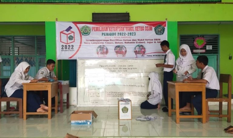 Pemilu Ketua dan Wakil Ketua OSIM MTsN 1 Padang Usai, Viona Menang Telak