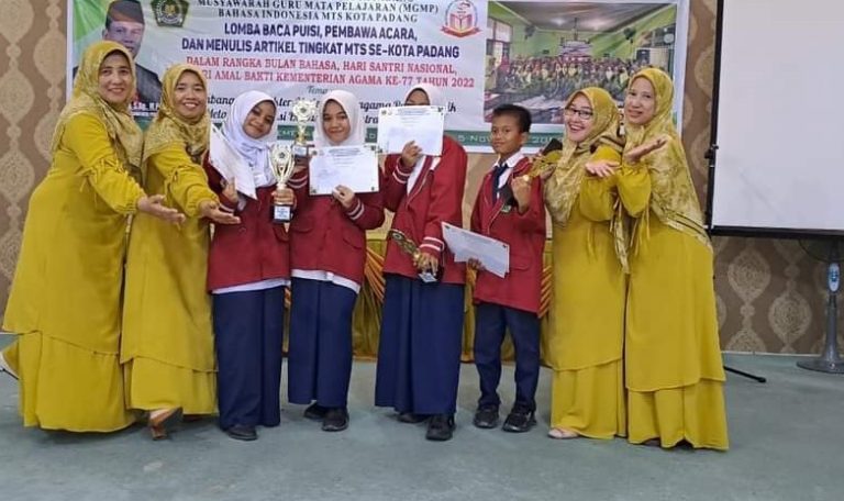 Antarkan 4 Dutanya ke Tangga Juara, MTsN 1, Masuk Dua Besar Lomba MGMP Bahasa Indonesia 