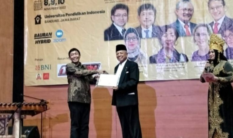 Dianugerahi Penghargaan Pemerintah Pusat, Marfendi Apresisasi Gusrizal Dt Salubuak Basa