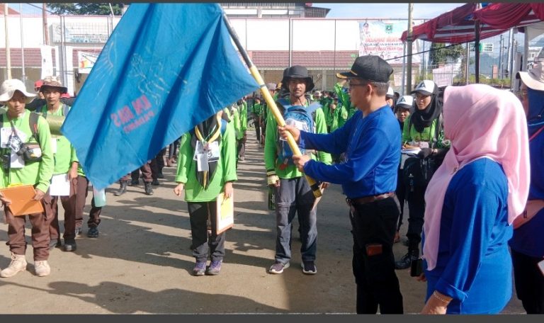 Lomba Lintas Alam Telusur Perjuangan Harimau Kuranji Ditabuh Ketua DPRD Sumbar