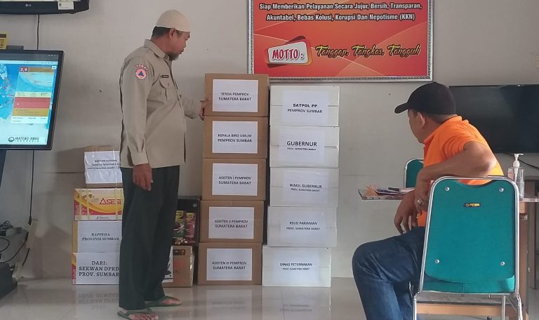 Hari Pertama Pengumpulan, 183 Kg Randang Terkumpul untuk Korban Gempa Cianjur