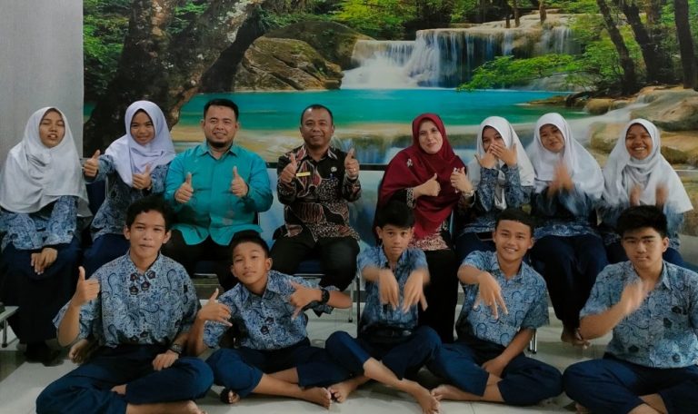 Ambil Bagian Dalam Lomba MGBK, MTsN 1 Padang Raih Harapan II