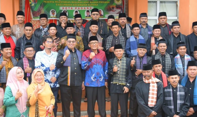 Pelatihan Basurah Adat Kamatian di Bawah Payuang Dibuka Wako, Hendri Septa Minta jadi Agenda Tahunan