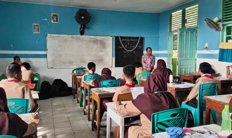 Kepala MTsN 1 Padang Isrizal : PA$ I Sarana Evaluasi Kompetensi Siswa