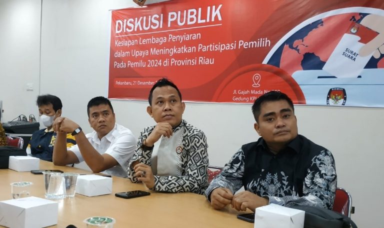 Komisioner KPID Sumbar Berbagi Pandangan Soal Kepemiluan di Riau