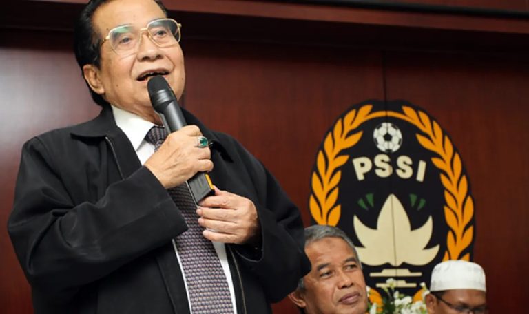 Sakit, Mantan Gubernur Sumbar Azwar Anas Dirawat