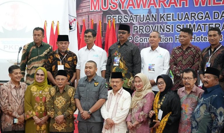 Dibuka Wagub Sumbar Audy Joinaldy sebut PKDP Paling Kompak, Ali Mukhni Terpilih Aklamasi pimpin PKDP Sumba