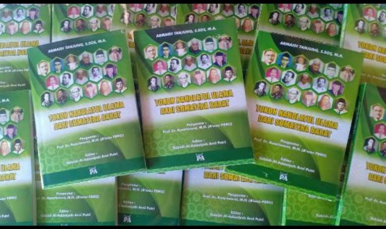 Bagindo Armaidi Lahirkan Karya Buku ”Tokoh NU dari Sumatera Barat”
