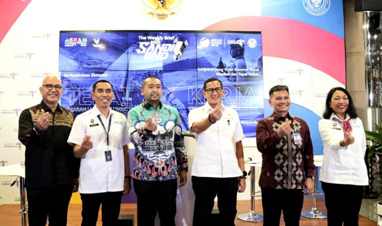 Puji Program Visit Beutiful West Sumatera 2023, Menteri Sandiaga Uno Bersaksi Sumbar “beautiful”