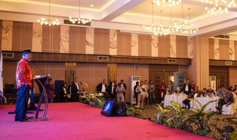 Bangkitkan Pariwisata, Gubernur Mahyeldi Ajak Pelaku Pariwisata Berkolaborasi