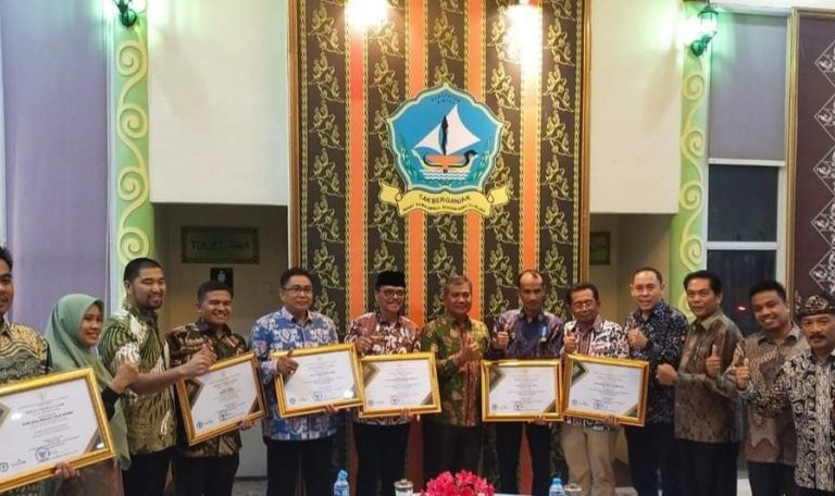 Kadis PMD Amasrul Apresiasi Tiga Wakil Sumbar Juarai Lomba BUM Desa Nasional