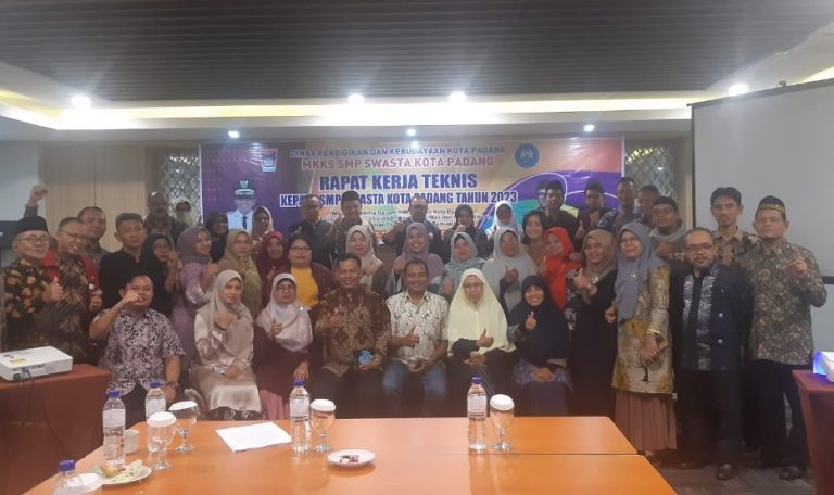 MKKS SMP Swasta Kota Padang Gelar Rakernis, M Fikar: Bahas AD/ADRT, Program Kerja dan Rekomendasi