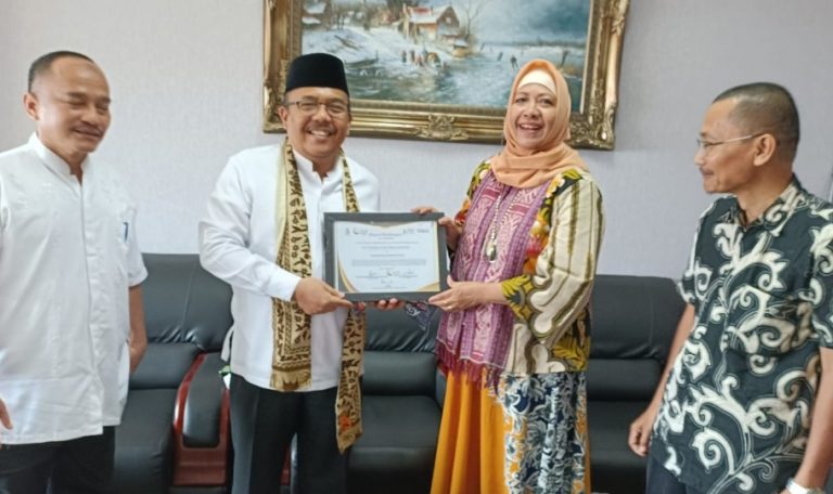Sekda Sumbar: Pemprov Apresiasi IMLF Satu Pena Sumbar Sukses