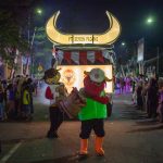 Dua Maskot Kerbau dari PT Semen Padang di Merah Putih Light Carnival 2023