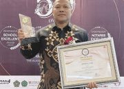 MAN 3 Padang Dianugerahi The Best Leading Islamic School in Education Quality Excellen of The Year 2023
