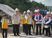 Targetkan Rampung Juli 2024, Menteri PUPR minta Pekerja Tol Duku-Sicincin Ditambah