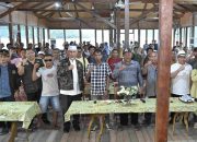 Gubernur Mahyeldi Temukan Solusi atas Keluhan Nelayan di Pesisir Selatan