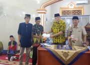 Safari Ramadhan ke Lengayang, Zarfi Deson Serahkan Bantuan DPP PKPWL di Masjid Nurul Haq Koto Raya