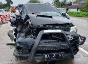 Mobil Ringsek Karena Kecelakaan, Anggota DPRD Sumbar Evi Yandri Selamat