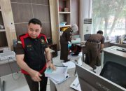 Terkait Dugaan Korupsi di Disdik, Kejati Geledah Kantor Pengadaan Barang Jasa Sumbar