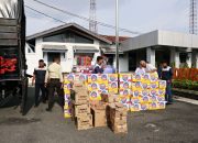 KAI Salurkan Bantuan bagi Korban Bencana Banjir Bandang dan Lahar Dingin