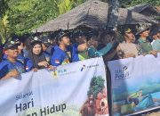 Peringati HLH Sedunia, Pertamina & PLN Berkolaborasi Gelar Aksi Bersih Pantai Teluk Buo