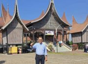 Hasril Chaniago Ulas Kisah Singkat Rumah Gadang Minang Surabaya