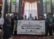 Pemprov Sumbar Terima Bantuan Penanganan Bencana dari Masyarakat Batam Rp1.05 Miliar