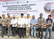 Gubernur Mahyeldi Lepas Ekspor Produk Kulit Manis PT STS ke Amerika Serikat