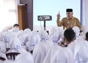 Gubernur Mahyeldi Bakar Semangat Pelajar SMAN 3 Bukittinggi
