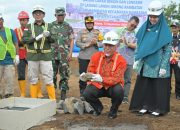 Secara Simbolis Gubernur Mahyeldi Memulai Pembangunan Rumah Relokasi Terpadu Bagi Korban Banjir Lahar Dingin