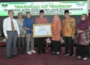 Gubernur Mahyeldi Buka Pelatihan Growth Mindset untuk Guru di Bukittinggi